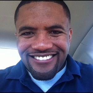 Meet your Posher, Devonte